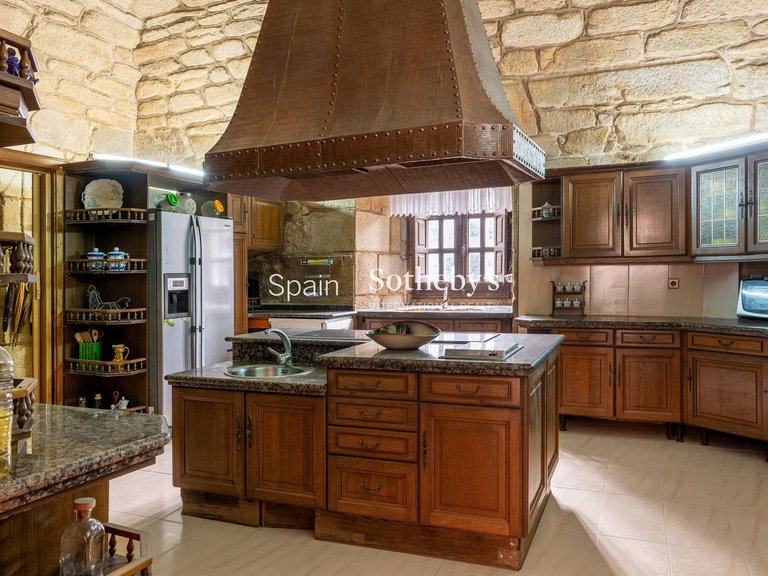 Villa for Sale in Cee, A Coruña 9