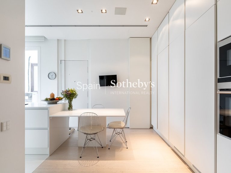 Apartment for Sale in Madrid, Madrid 6