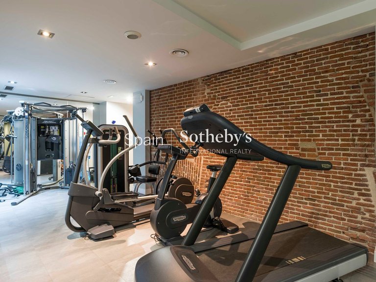 Apartment for Sale in Madrid, Madrid 35