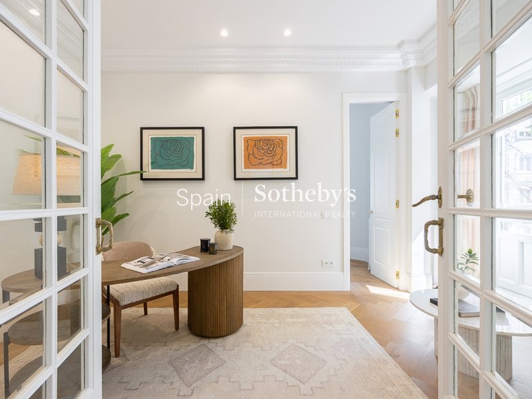 Apartment for Sale in Madrid, Madrid 12