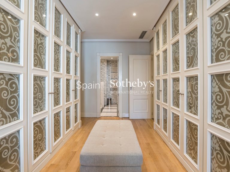 Apartment for Rent in Madrid, Madrid 16