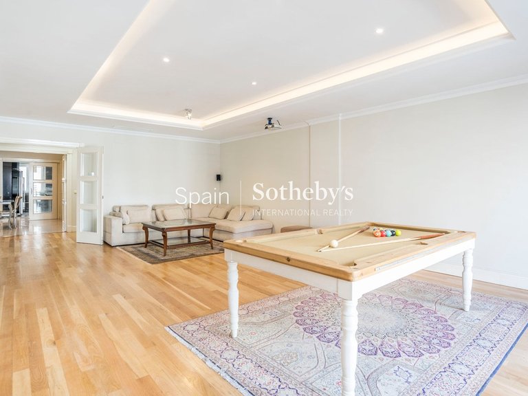 Apartment for Rent in Madrid, Madrid 11