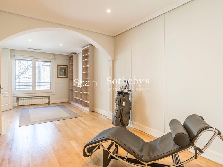 Apartment for Rent in Madrid, Madrid 9