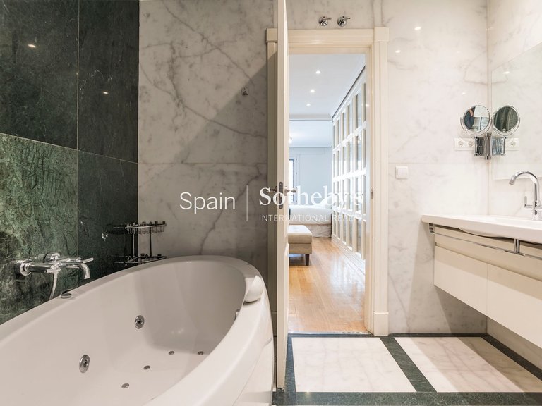 Apartment for Rent in Madrid, Madrid 25