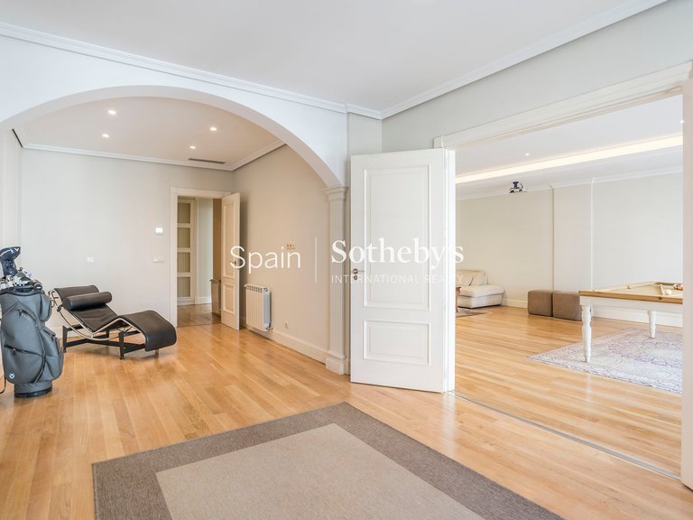 Apartment for Rent in Madrid, Madrid 6