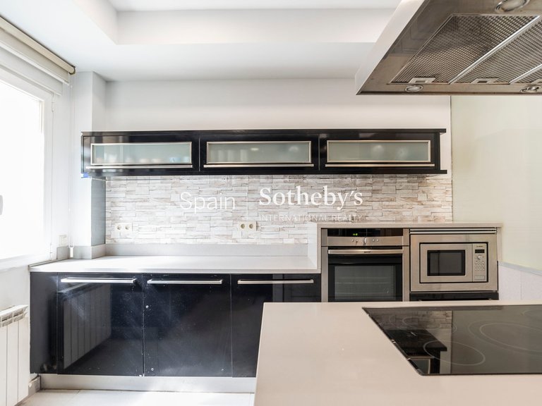 Apartment for Rent in Madrid, Madrid 13
