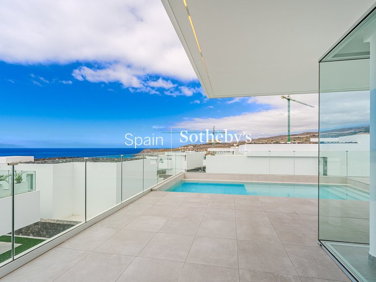 Villa for Sale in Callao Salvaje, Tenerife 14