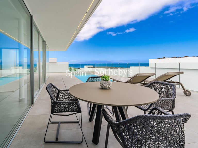Villa for Sale in Callao Salvaje, Tenerife 13