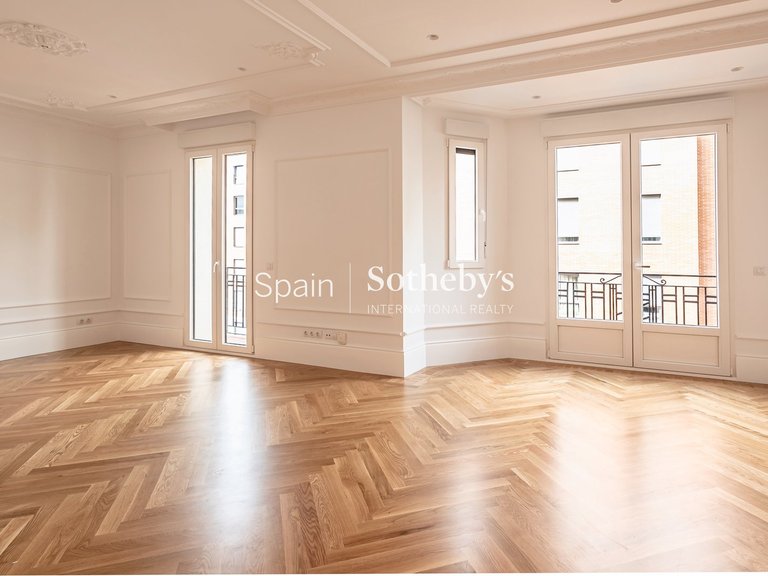 Apartment for Sale in Madrid, Madrid 21