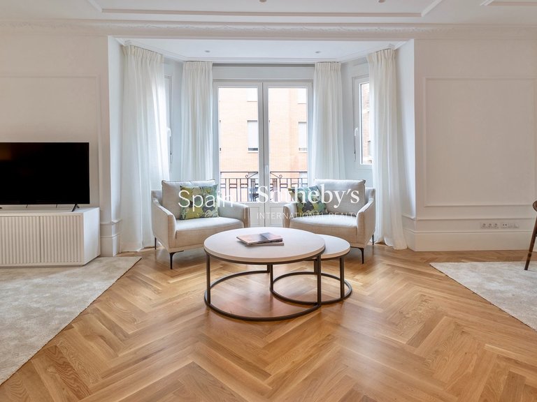 Apartment for Sale in Madrid, Madrid 6