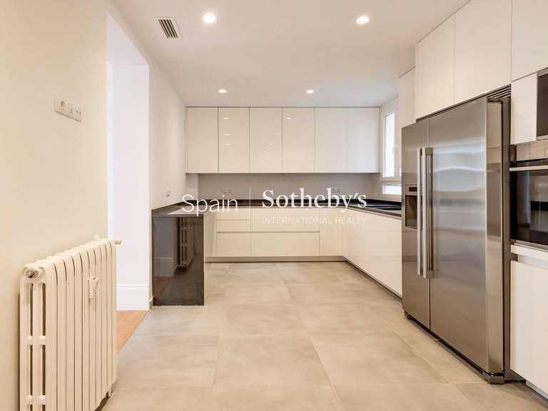 Apartment for Sale in Madrid, Madrid 23