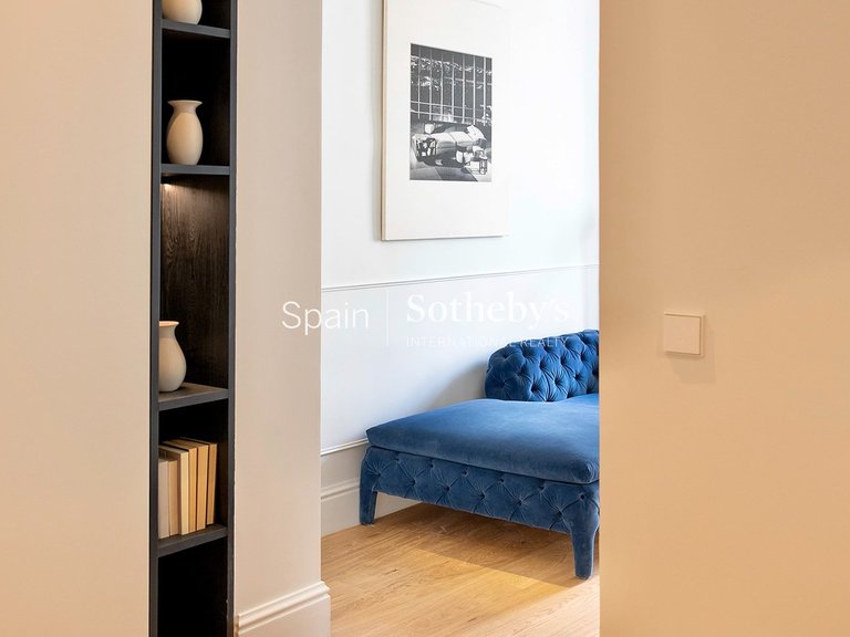 Apartment for Sale in Madrid, Madrid 8