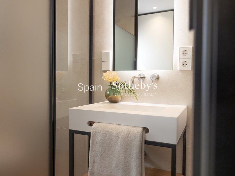 Apartment for Sale in Madrid, Madrid 20