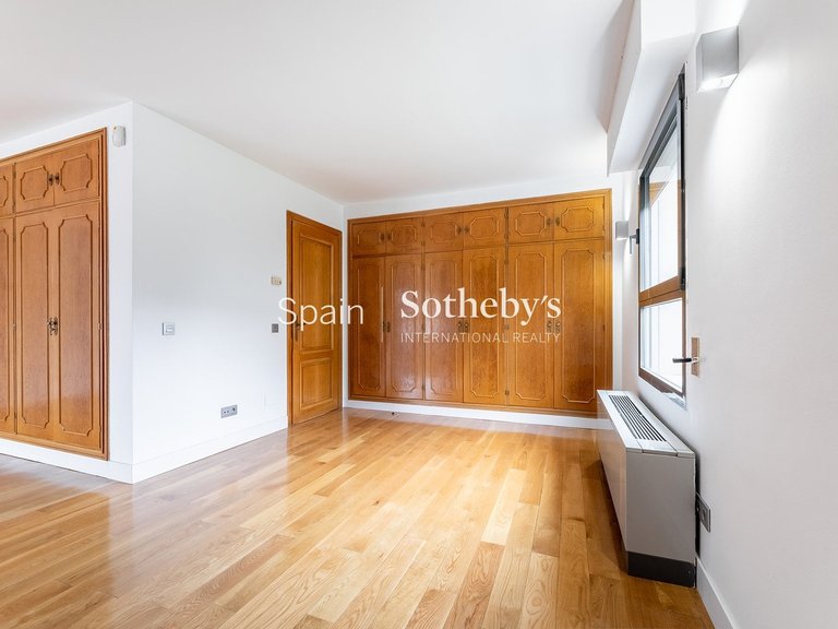 Villa for Rent in Madrid, Madrid 25