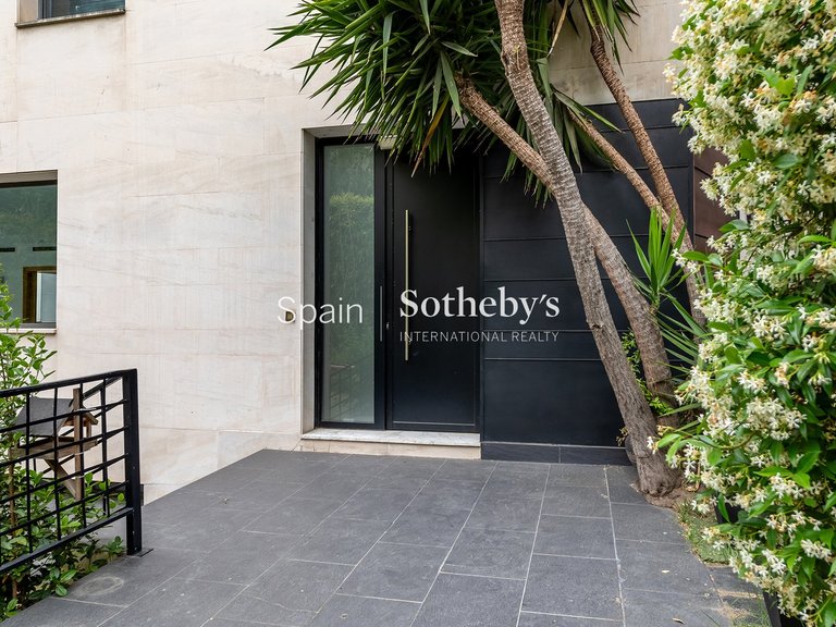Villa for Rent in Madrid, Madrid 5