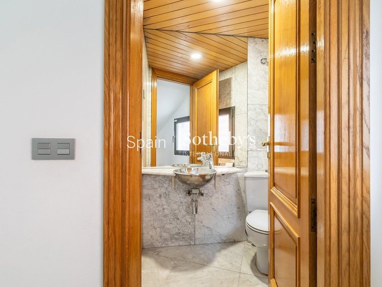 Villa for Rent in Madrid, Madrid 14