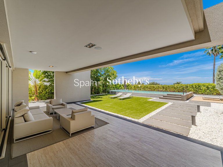 Villa for Sale in La Caleta, Tenerife 5