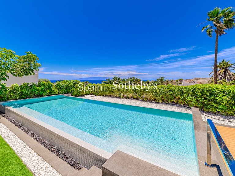 Villa for Sale in La Caleta, Tenerife 2