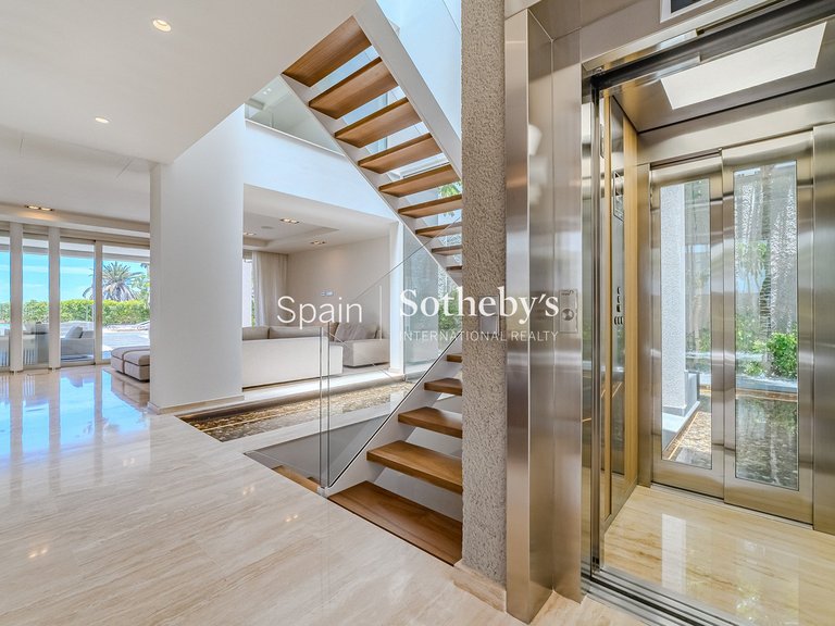 Villa for Sale in La Caleta, Tenerife 16