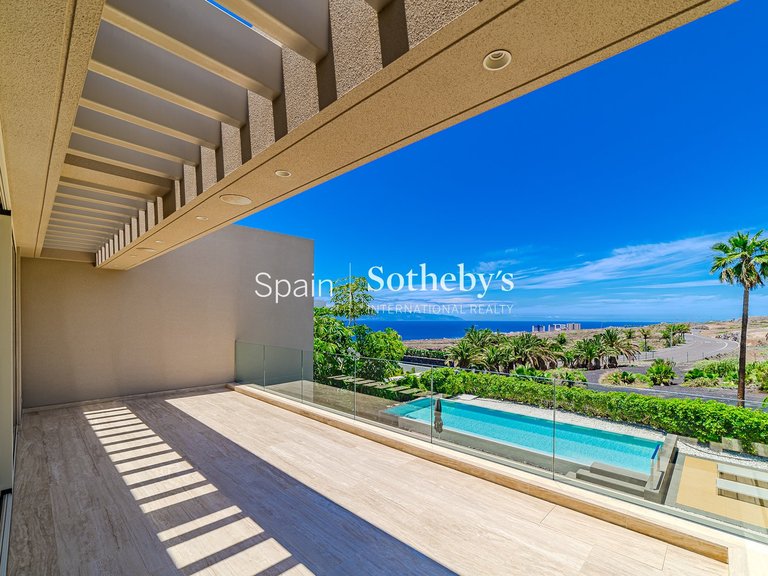 Villa for Sale in La Caleta, Tenerife 4