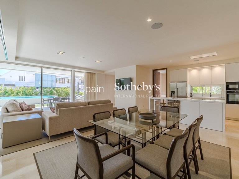 Villa for Sale in Playa De Las Americas, Tenerife 13