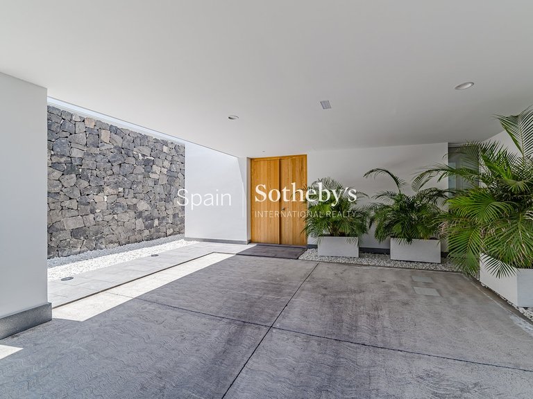 Villa for Sale in Callao Salvaje, Tenerife 37