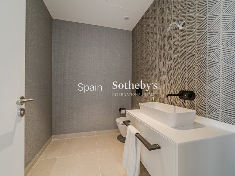 Villa for Sale in Callao Salvaje, Tenerife 15