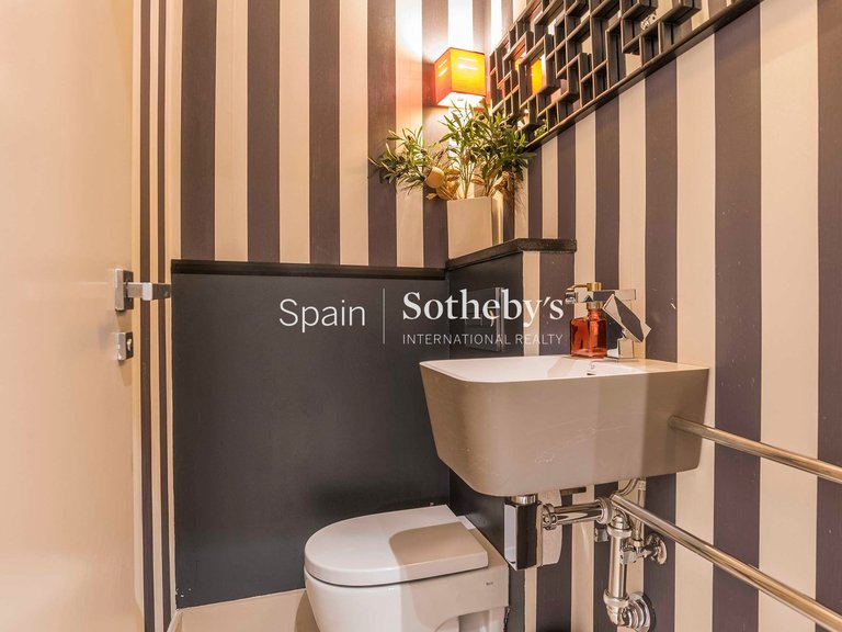 Apartment for Rent in Madrid, Madrid 8