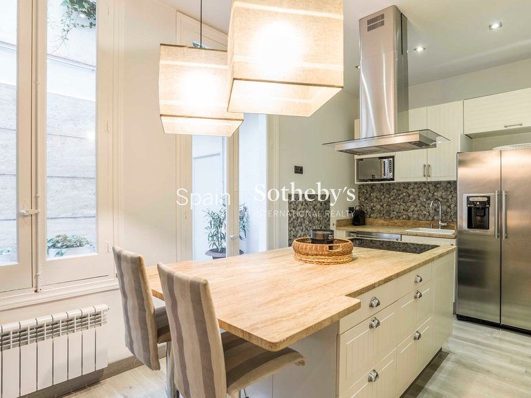 Apartment for Rent in Madrid, Madrid 22