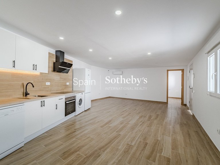 Villa for Sale in Santa Cruz De Tenerife, Tenerife 23