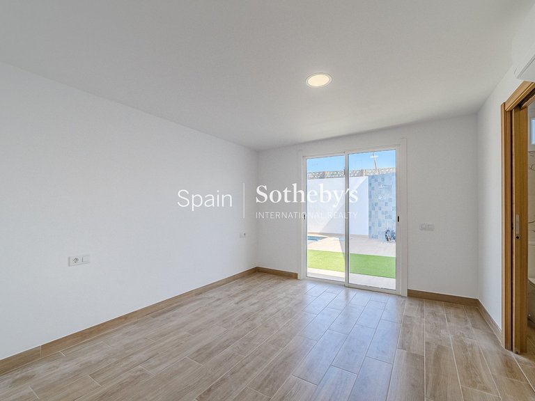 Villa for Sale in Santa Cruz De Tenerife, Tenerife 24