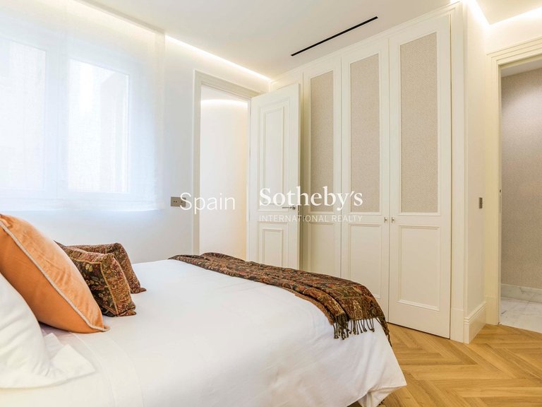 Apartment for Sale in Madrid, Madrid 40