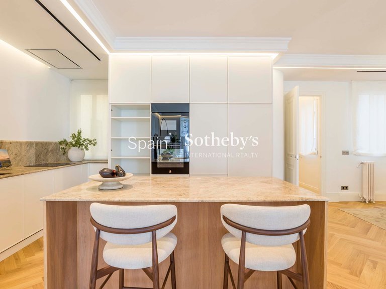 Apartment for Sale in Madrid, Madrid 21