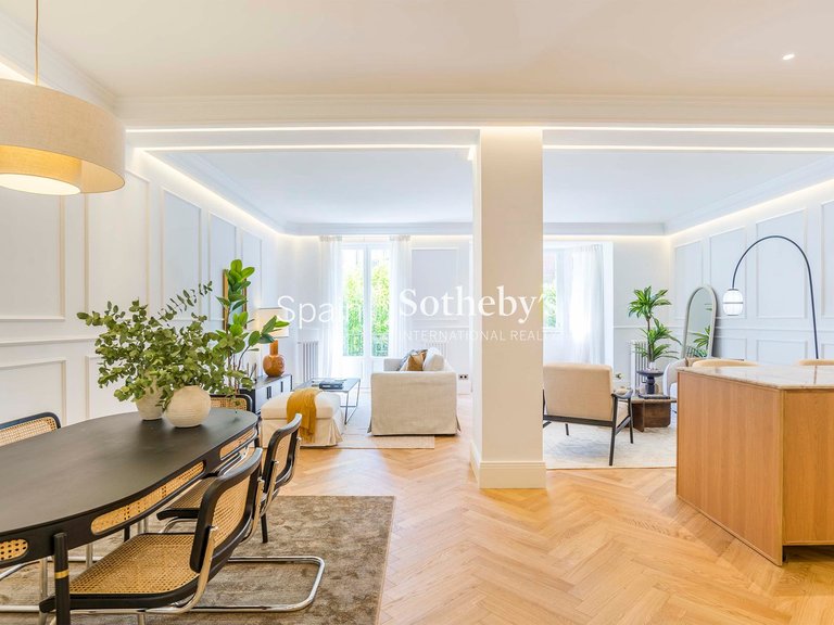 Apartment for Sale in Madrid, Madrid 6