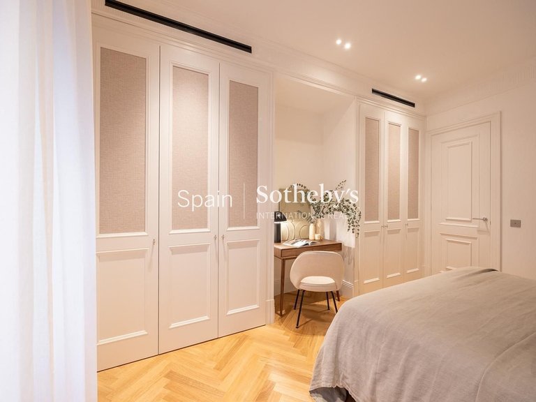 Apartment for Sale in Madrid, Madrid 36