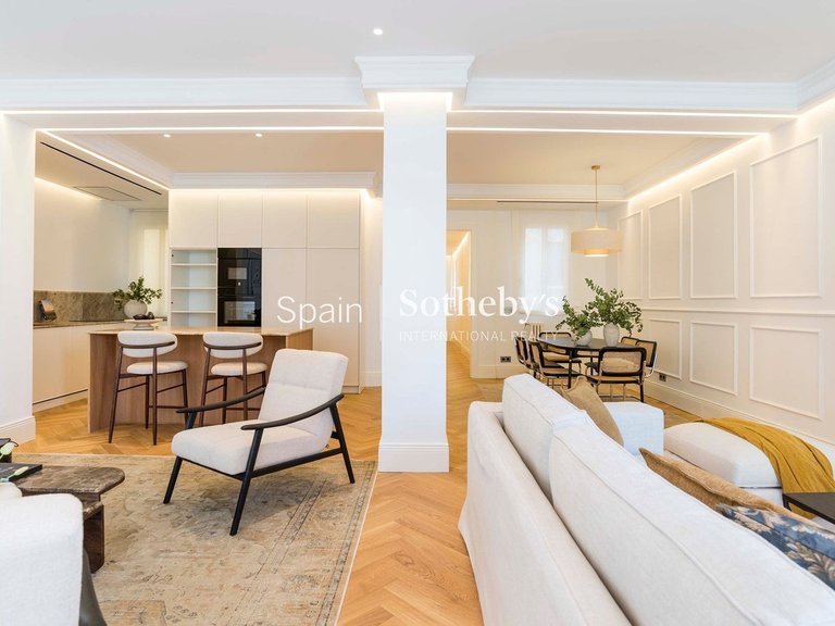 Apartment for Sale in Madrid, Madrid 10