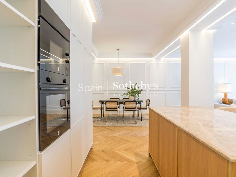 Apartment for Sale in Madrid, Madrid 19