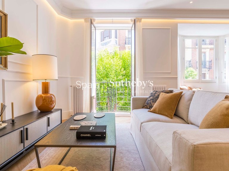 Apartment for Sale in Madrid, Madrid 28