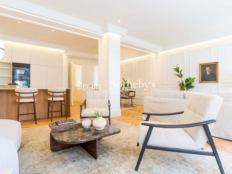 Apartment for Sale in Madrid, Madrid 8