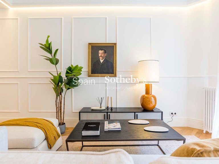 Apartment for Sale in Madrid, Madrid 24