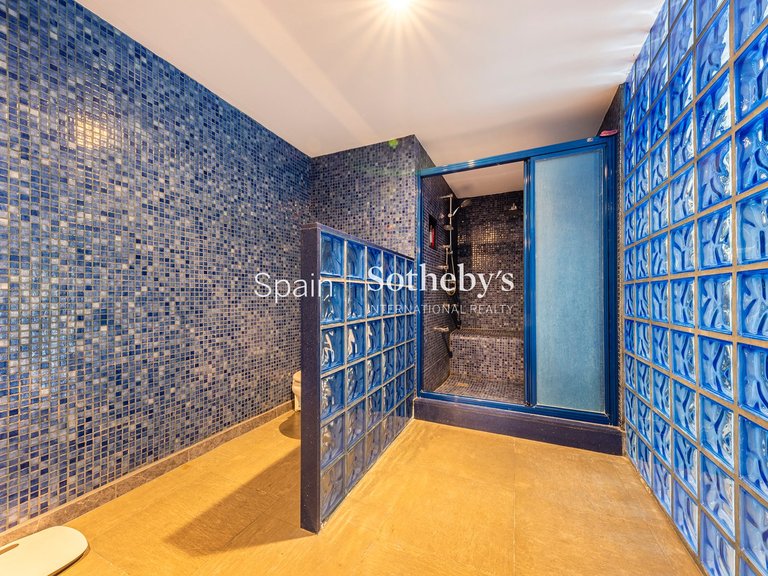 Villa for Sale in Calpe, Alicante 32