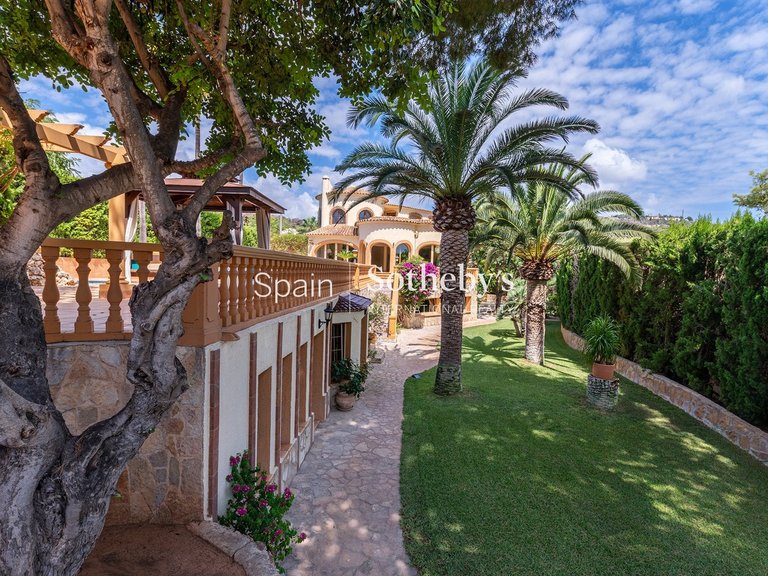 Villa for Sale in Calpe, Alicante 16