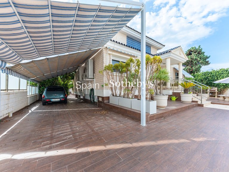 Villa for Sale in Torrevieja, Alicante 35