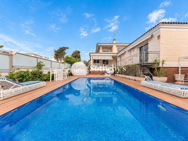 Villa for Sale in Torrevieja, Alicante 3