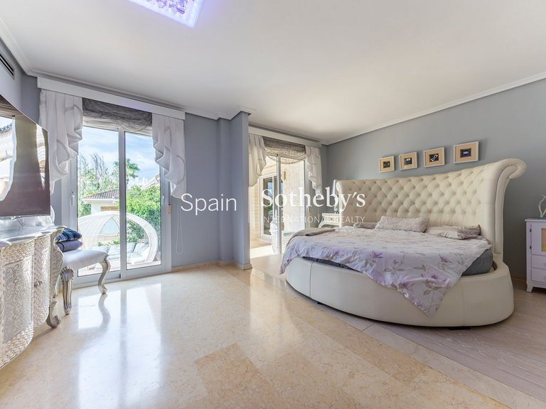 Villa for Sale in Torrevieja, Alicante 10