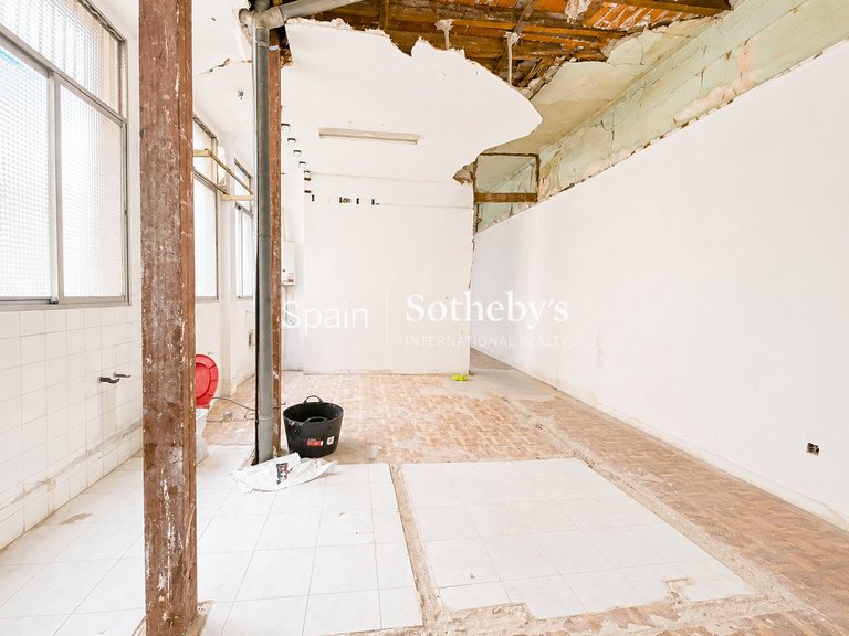 Apartment for Sale in Madrid, Madrid 11