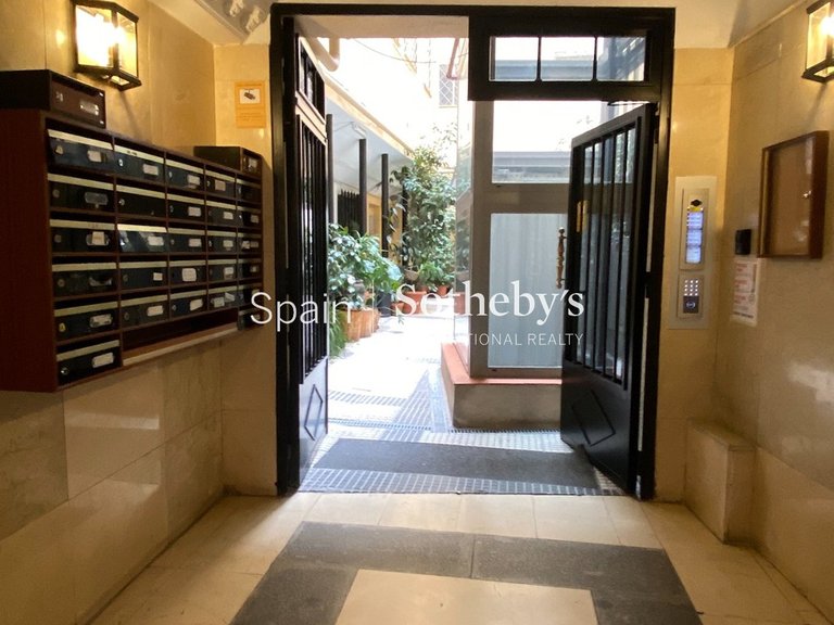 Apartment for Sale in Madrid, Madrid 9
