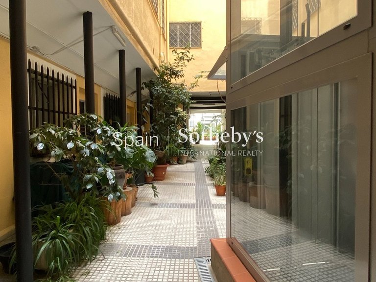 Apartment for Sale in Madrid, Madrid 8