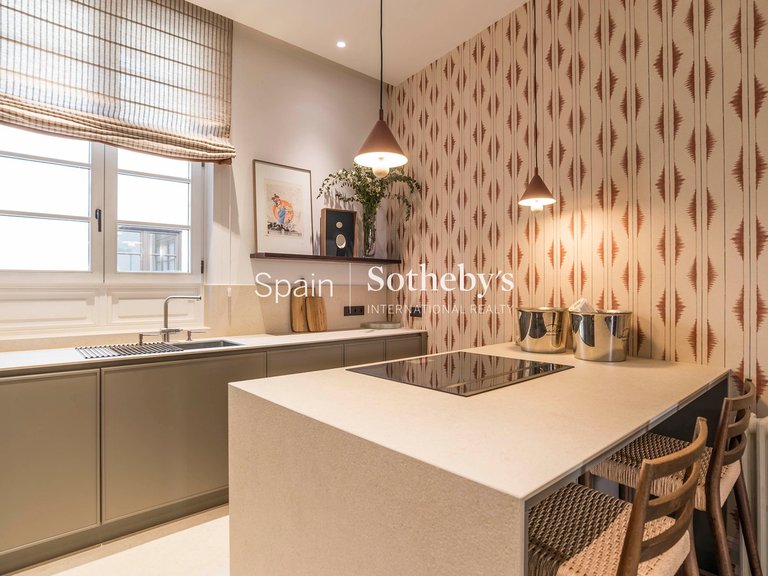 Apartment for Rent in Madrid, Madrid 10