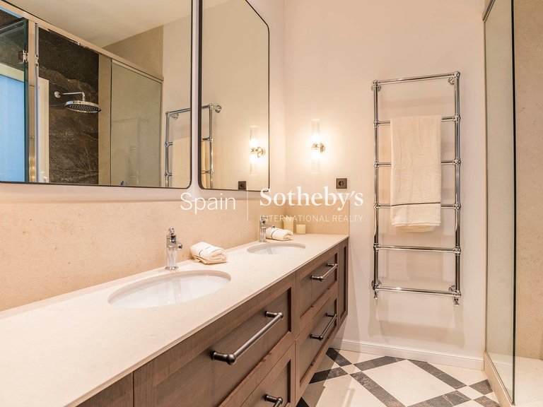Apartment for Rent in Madrid, Madrid 14